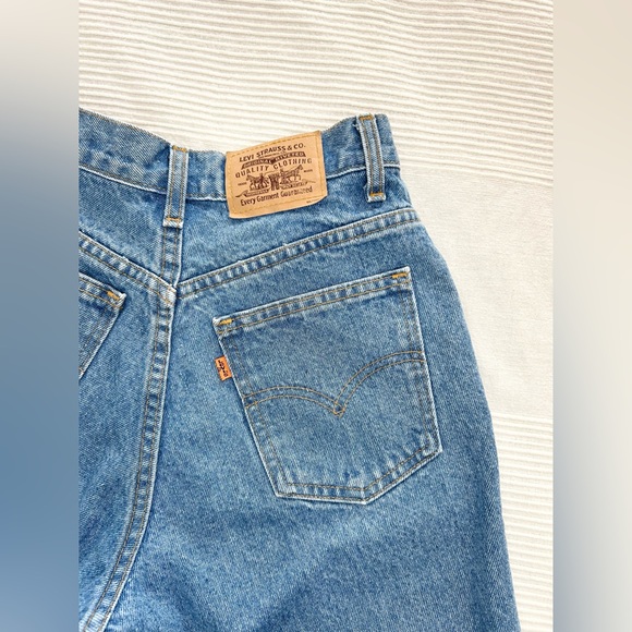 Vintage Levi’s Orange Tab Jeans - Picture 2 of 14